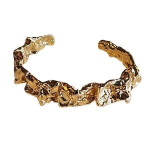 Amber Sceats Emery 24K Crushed Metal Cuff Bracelet Gold Plated Brass NWT